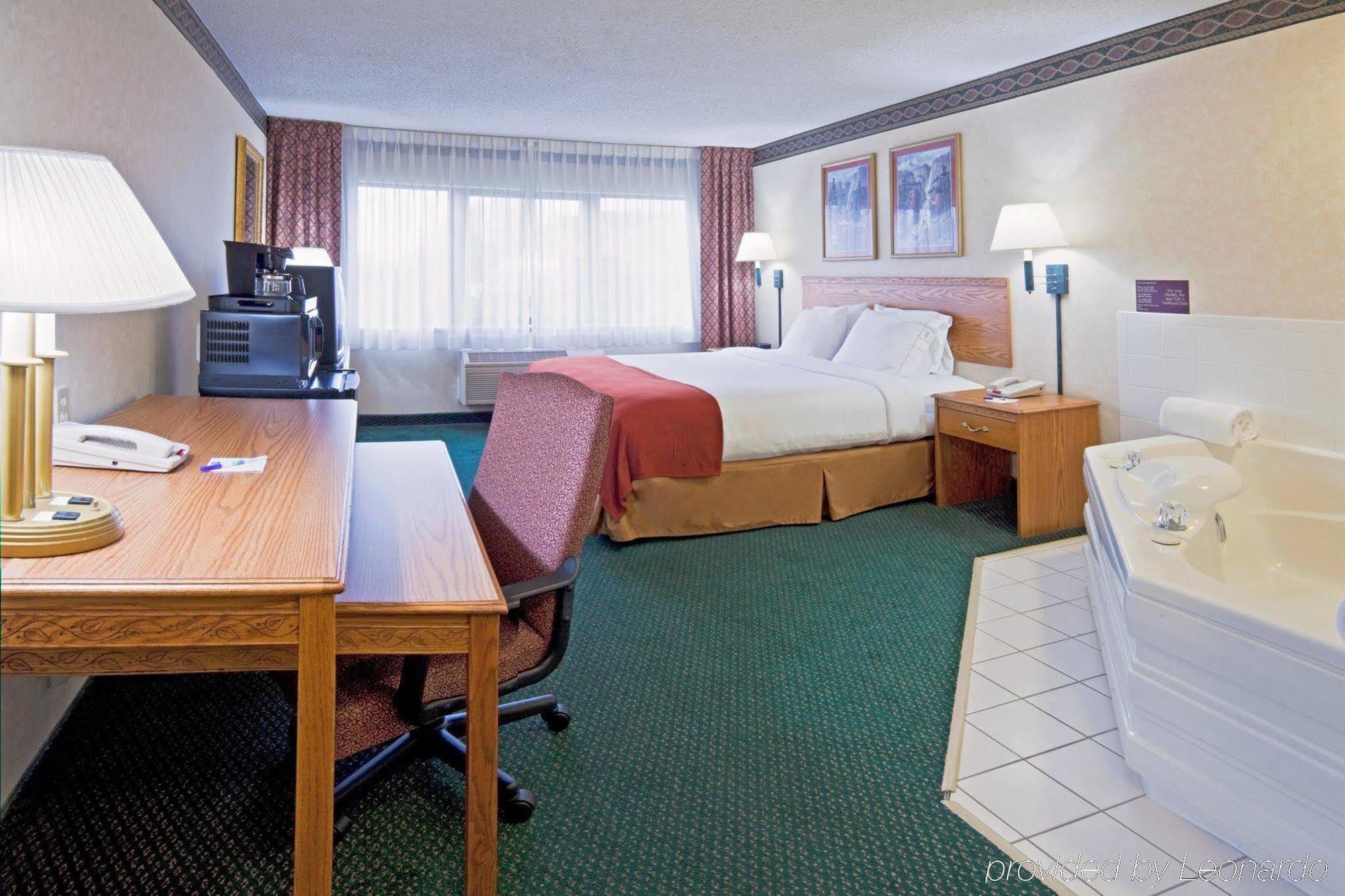 Country Inn & Suites By Radisson, Mishawaka, In South Bend Værelse billede